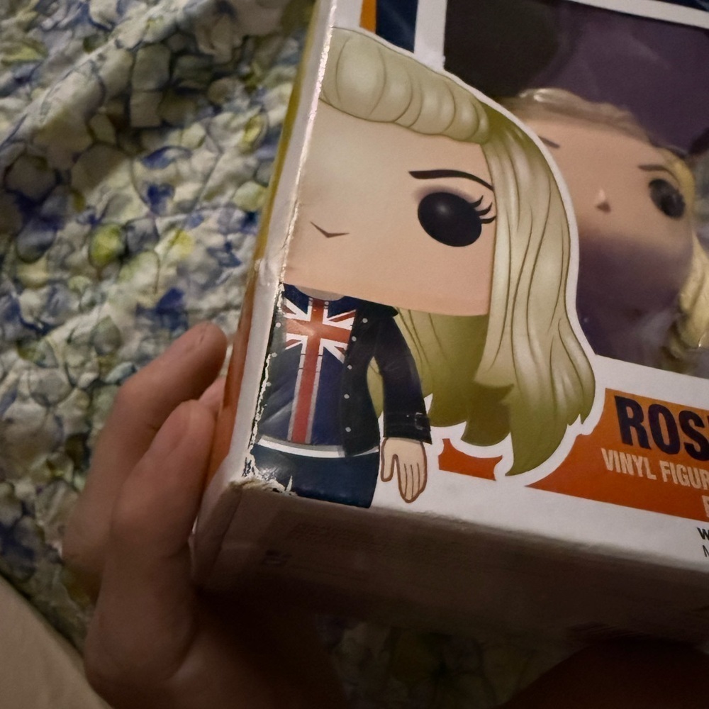 Funko Pop! Doctor Who - Rose Tyler Funko Pop Figure - Picture 10 of 16